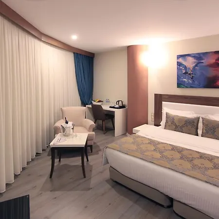 Forum Otel 3*