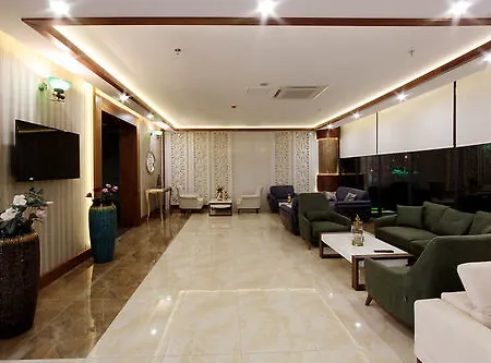 Otel Forum 3*