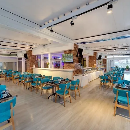 Forum Otel 3*