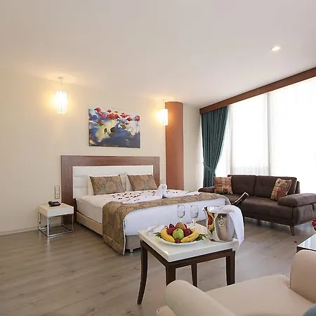 Otel Forum 3*